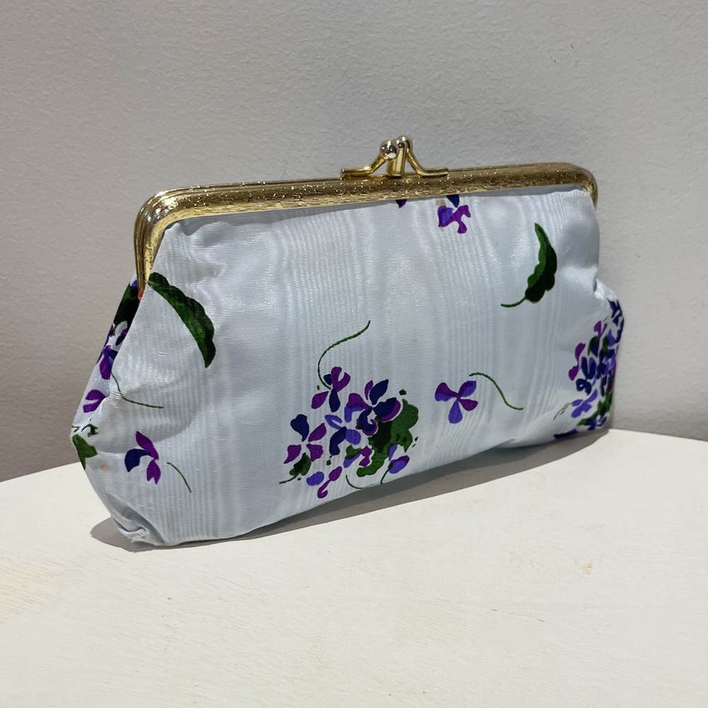Vintage 60s Trina Blue and Purple Floral Gold Tone Framed Kiss Lock Purse